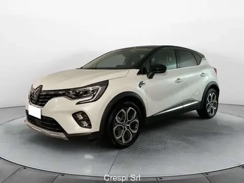 Used RENAULT CAPTUR Hybrid 2020 Ad 