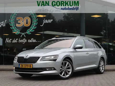 Annonce SKODA SUPERB Essence 2019 d'occasion 