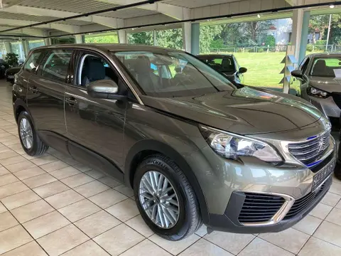 Used PEUGEOT 5008 Petrol 2019 Ad 