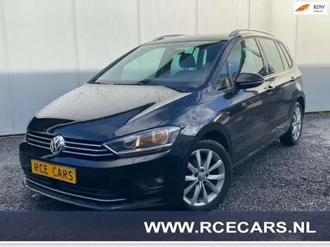 Used VOLKSWAGEN GOLF Petrol 2017 Ad 