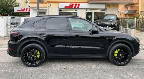 Used PORSCHE CAYENNE Hybrid 2019 Ad 