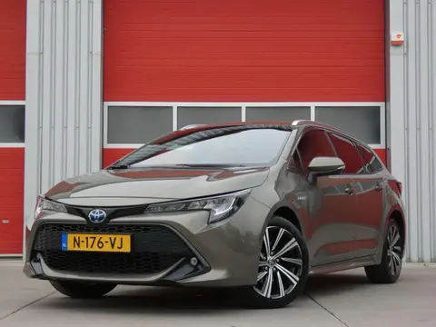 Used TOYOTA COROLLA Hybrid 2022 Ad 