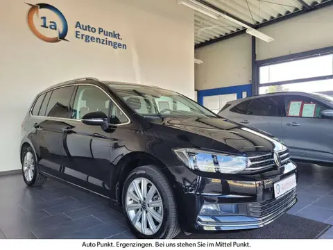 Used VOLKSWAGEN TOURAN Petrol 2024 Ad 