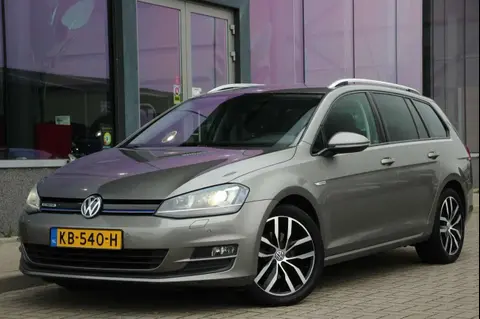 Used VOLKSWAGEN GOLF Petrol 2016 Ad 