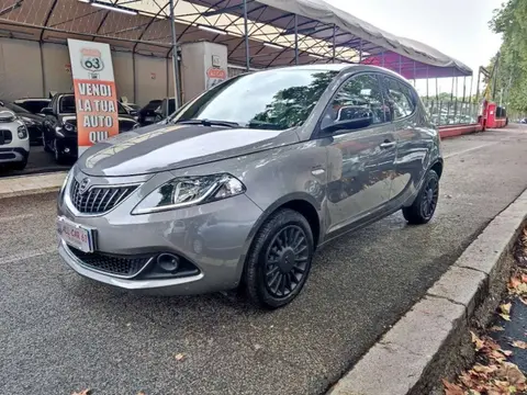 Used LANCIA YPSILON Hybrid 2022 Ad 