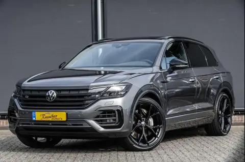 Used VOLKSWAGEN TOUAREG Hybrid 2021 Ad 