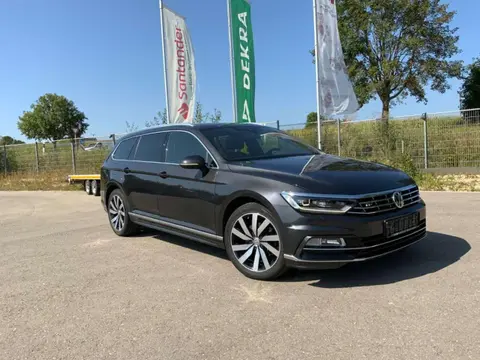 Annonce VOLKSWAGEN PASSAT Essence 2019 d'occasion 