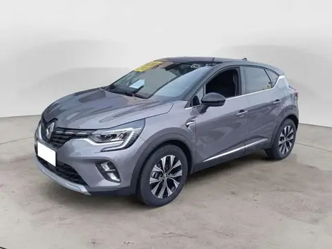 Used RENAULT CAPTUR Hybrid 2024 Ad 