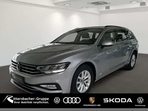 Used VOLKSWAGEN PASSAT Petrol 2022 Ad 