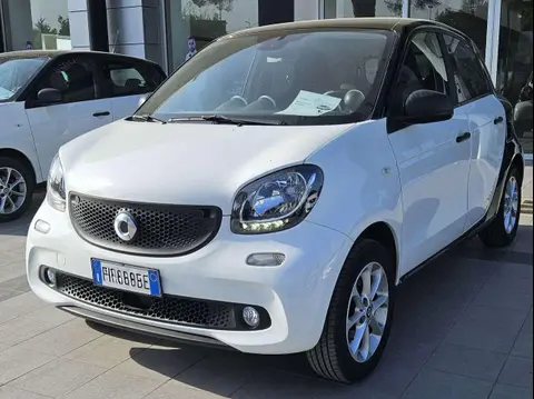 Annonce SMART FORFOUR Essence 2018 d'occasion 