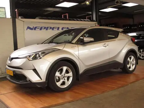 Used TOYOTA C-HR Hybrid 2018 Ad 