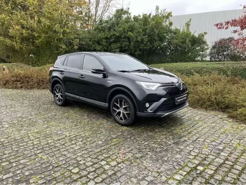 Used TOYOTA RAV4 Hybrid 2018 Ad 