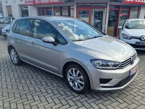 Used VOLKSWAGEN GOLF Petrol 2015 Ad 