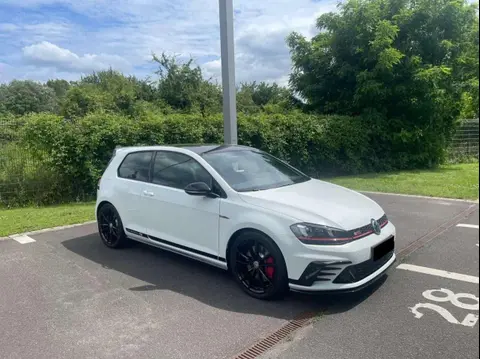 Used VOLKSWAGEN GOLF Petrol 2017 Ad 