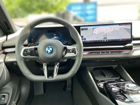 Annonce BMW I5 Essence 2024 d'occasion Allemagne
