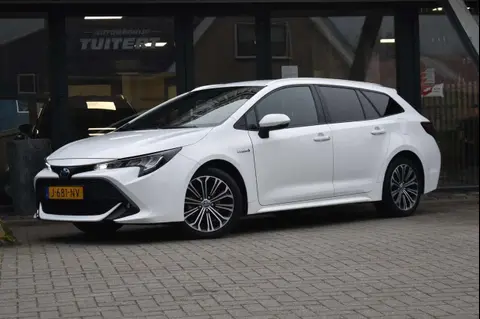 Used TOYOTA COROLLA Hybrid 2020 Ad 