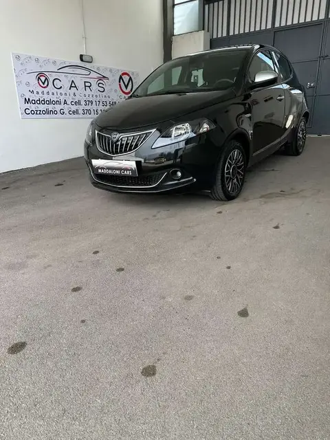 Used LANCIA YPSILON Hybrid 2023 Ad 