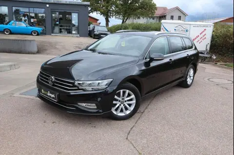 Used VOLKSWAGEN PASSAT Petrol 2022 Ad 