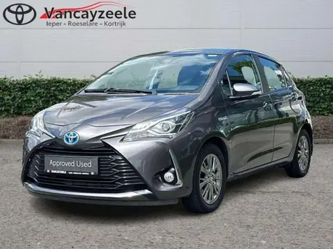 Used TOYOTA YARIS Hybrid 2019 Ad 