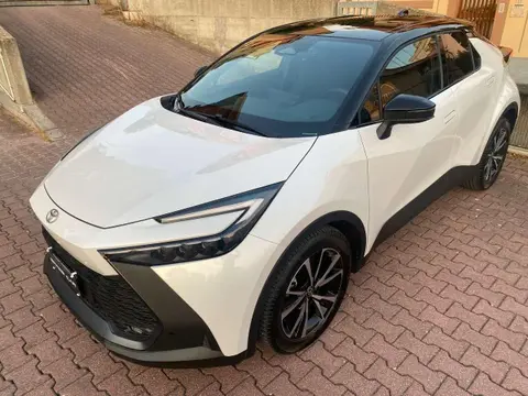 Annonce TOYOTA C-HR Hybride 2024 d'occasion 