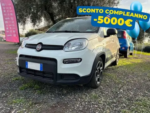 Annonce FIAT PANDA Hybride 2022 d'occasion Italie