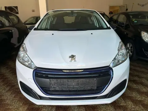 Used PEUGEOT 208 Petrol 2017 Ad 