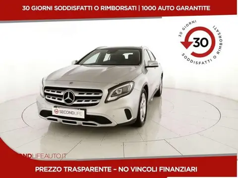 Used MERCEDES-BENZ CLASSE GLA Diesel 2019 Ad 