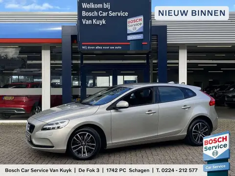 Annonce VOLVO V40 Essence 2017 d'occasion 