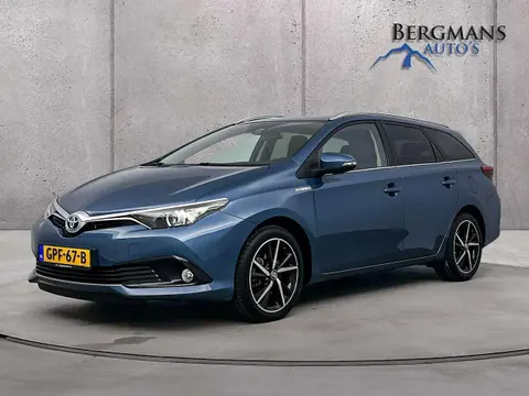 Used TOYOTA AURIS Hybrid 2018 Ad 