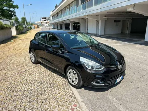 Used RENAULT CLIO Diesel 2016 Ad 