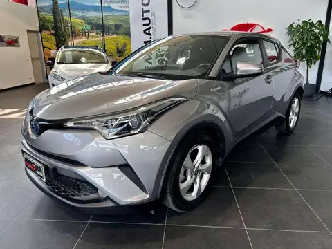 Used TOYOTA C-HR Hybrid 2019 Ad 