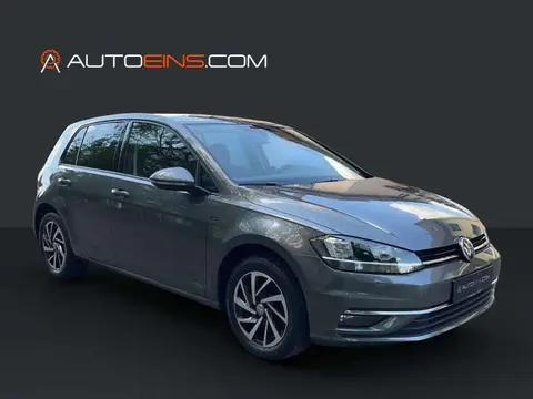 Used VOLKSWAGEN GOLF Petrol 2018 Ad 