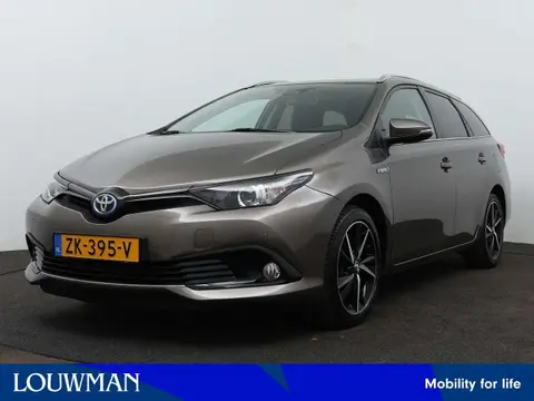 Used TOYOTA AURIS Hybrid 2019 Ad 