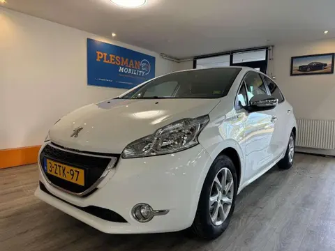 Used PEUGEOT 208 Petrol 2015 Ad 