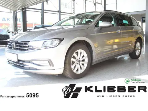 Used VOLKSWAGEN PASSAT Petrol 2023 Ad 