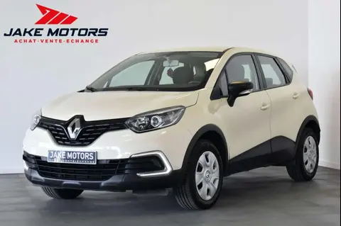 Used RENAULT CAPTUR Petrol 2017 Ad 