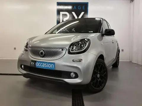 Annonce SMART FORFOUR Essence 2017 d'occasion 