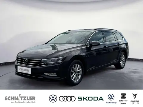 Used VOLKSWAGEN PASSAT Petrol 2023 Ad 