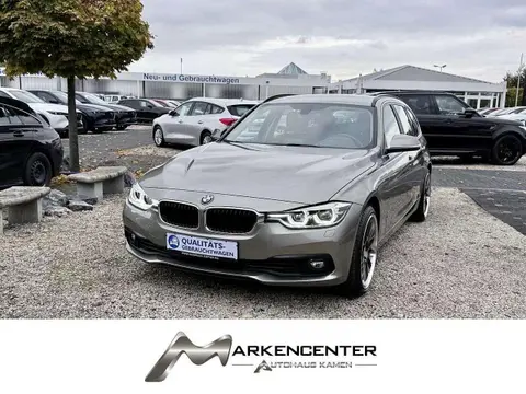 Used BMW SERIE 3 Petrol 2017 Ad 