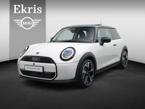 Used MINI COOPER Petrol 2024 Ad 