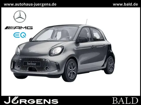 Used SMART FORFOUR Electric 2021 Ad 