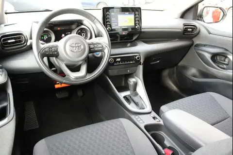 Used TOYOTA YARIS Hybrid 2020 Ad 