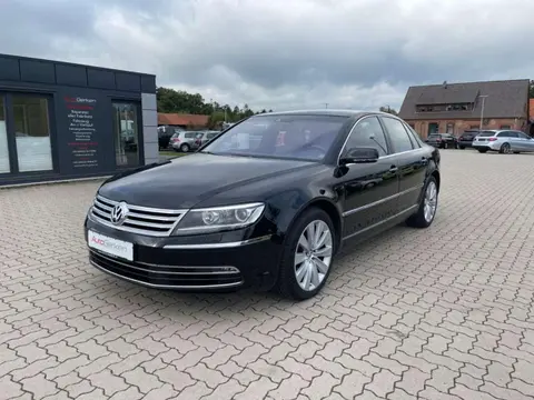 Used VOLKSWAGEN PHAETON Petrol 2016 Ad 