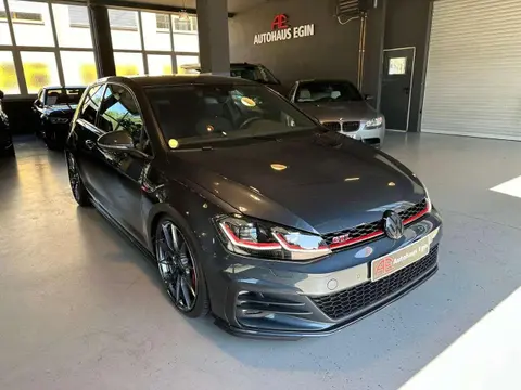 Used VOLKSWAGEN GOLF Petrol 2017 Ad 