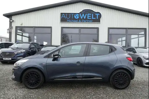 Used RENAULT CLIO Petrol 2017 Ad 