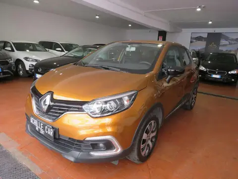 Used RENAULT CAPTUR Diesel 2018 Ad 