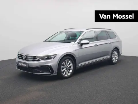 Used VOLKSWAGEN PASSAT Hybrid 2022 Ad 