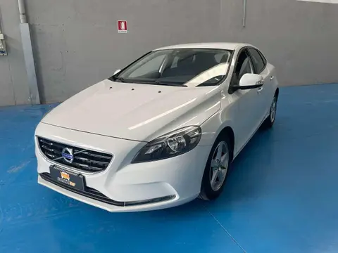 Used VOLVO V40 Diesel 2015 Ad 