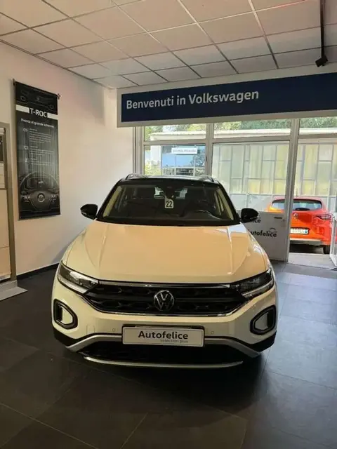 Annonce VOLKSWAGEN T-ROC Essence 2022 d'occasion 