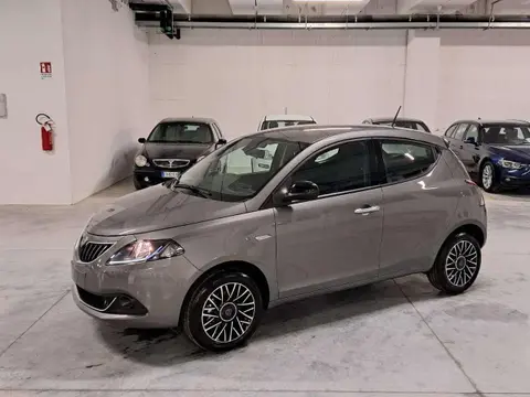 Used LANCIA YPSILON Hybrid 2024 Ad 